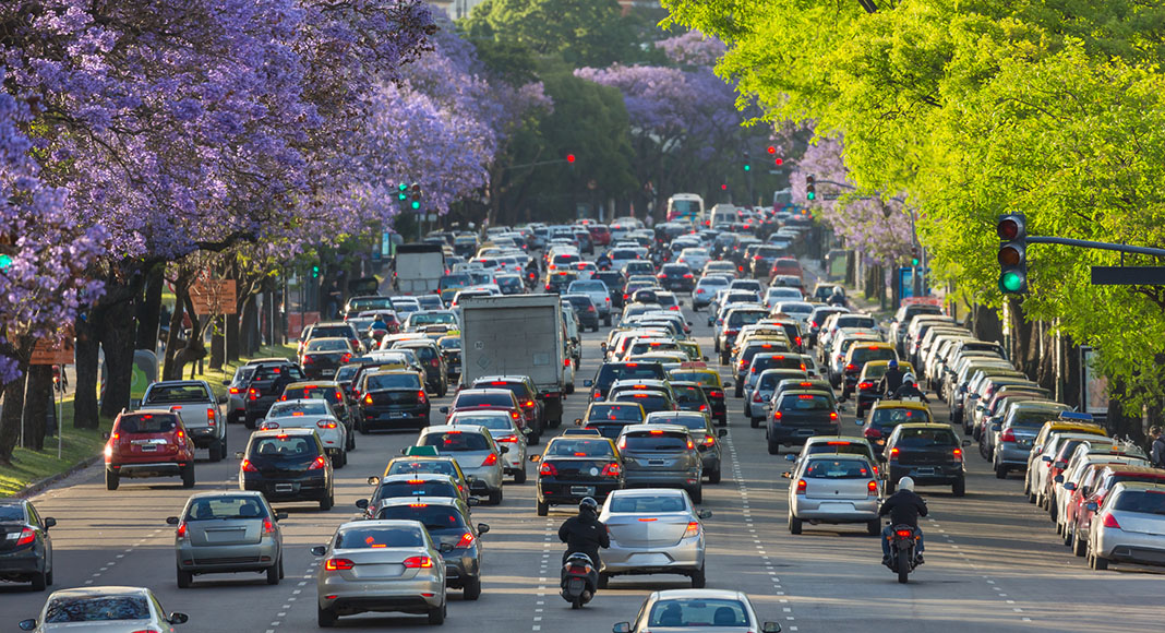 Cars-in-Buenos-Aires-Argentina-iStock-623911904